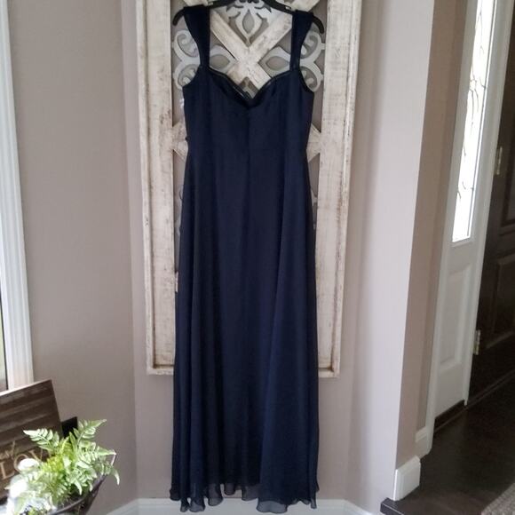 After Six Women's Sweetheart Neck Evening Gown in Navy Blue - Picture 6 of 10